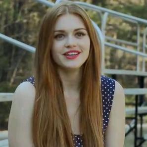 Holland Roden of MTVs Teen Wolf loves Kombucha Tea