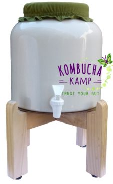 Modern Porcelain Brewing Vessel for Kombucha in white with Light Natural Stand